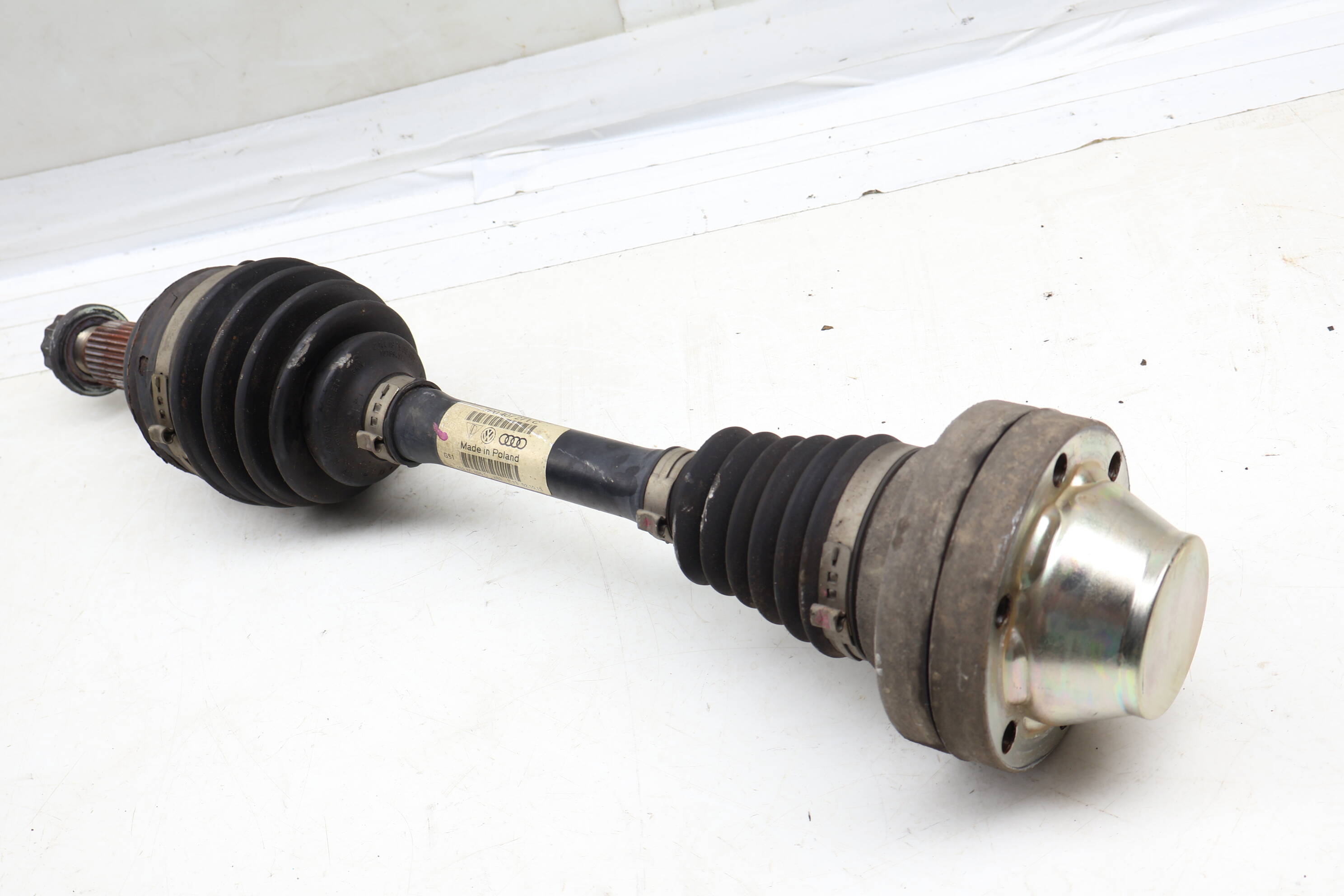 Cv Axle Shaft 7P0407271C 95834903812