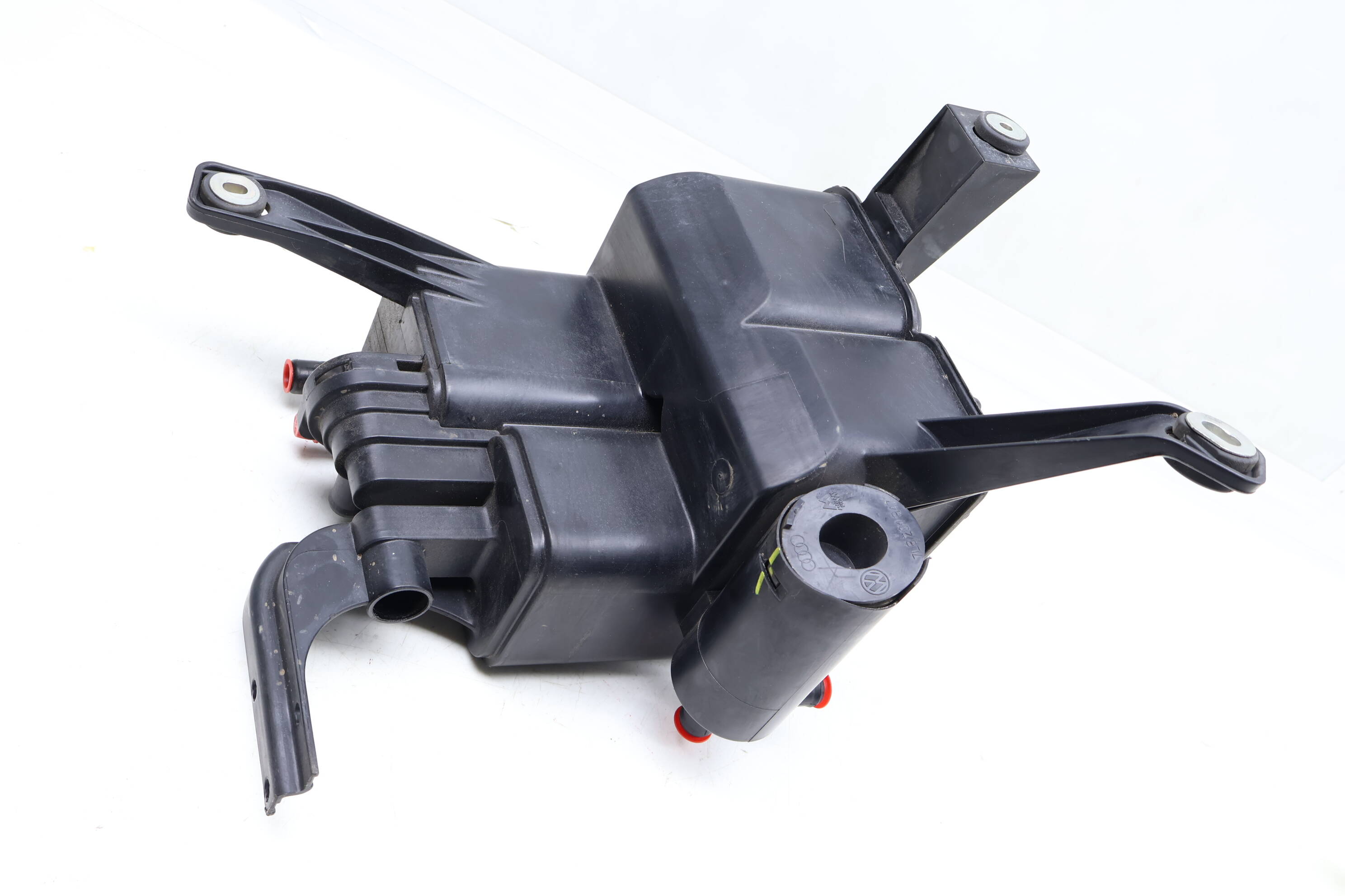 Audi Fuel Vapor / Charcoal Canister (Q7) 7L8201801