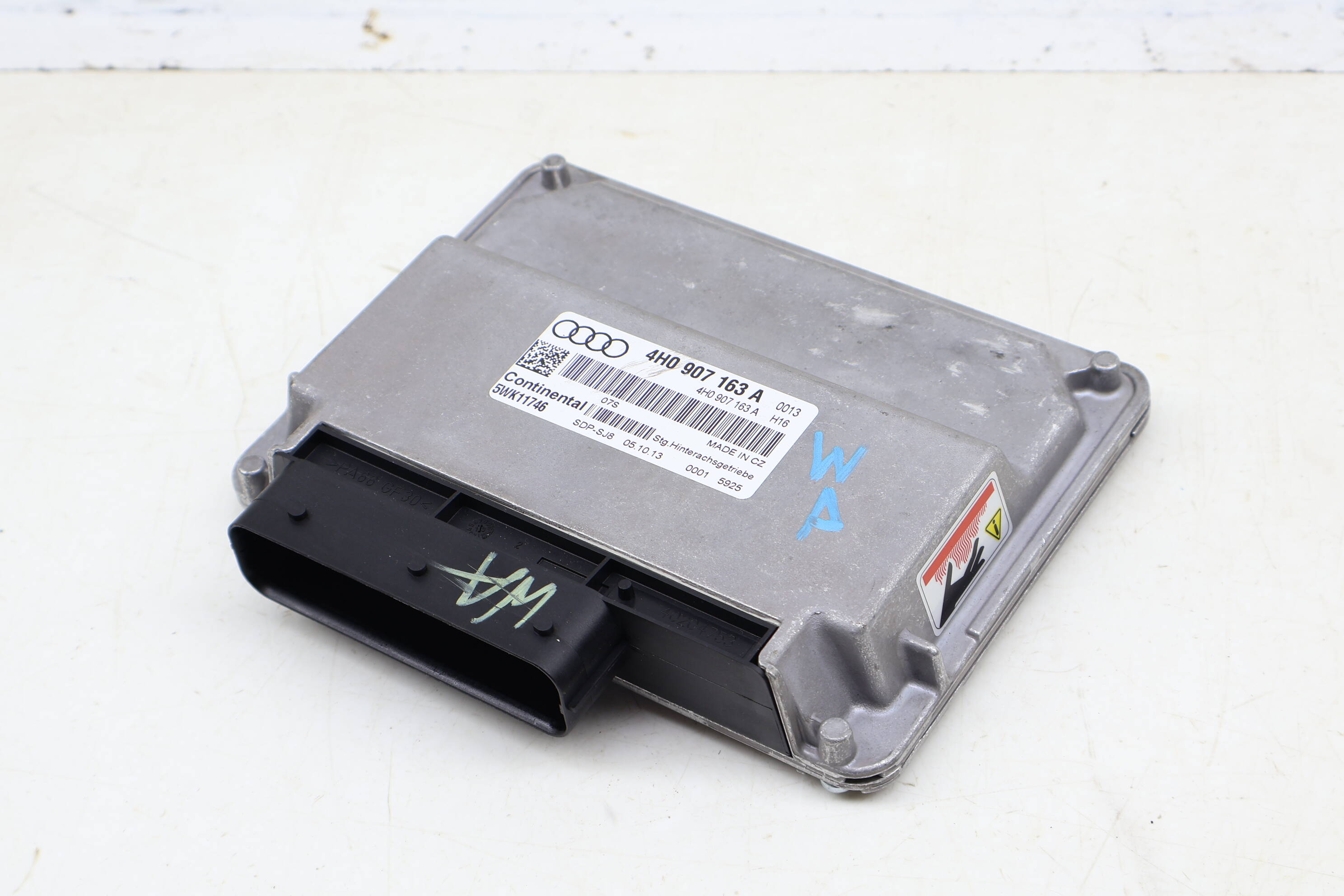 Differential Control Module / Unit 4H0907163A