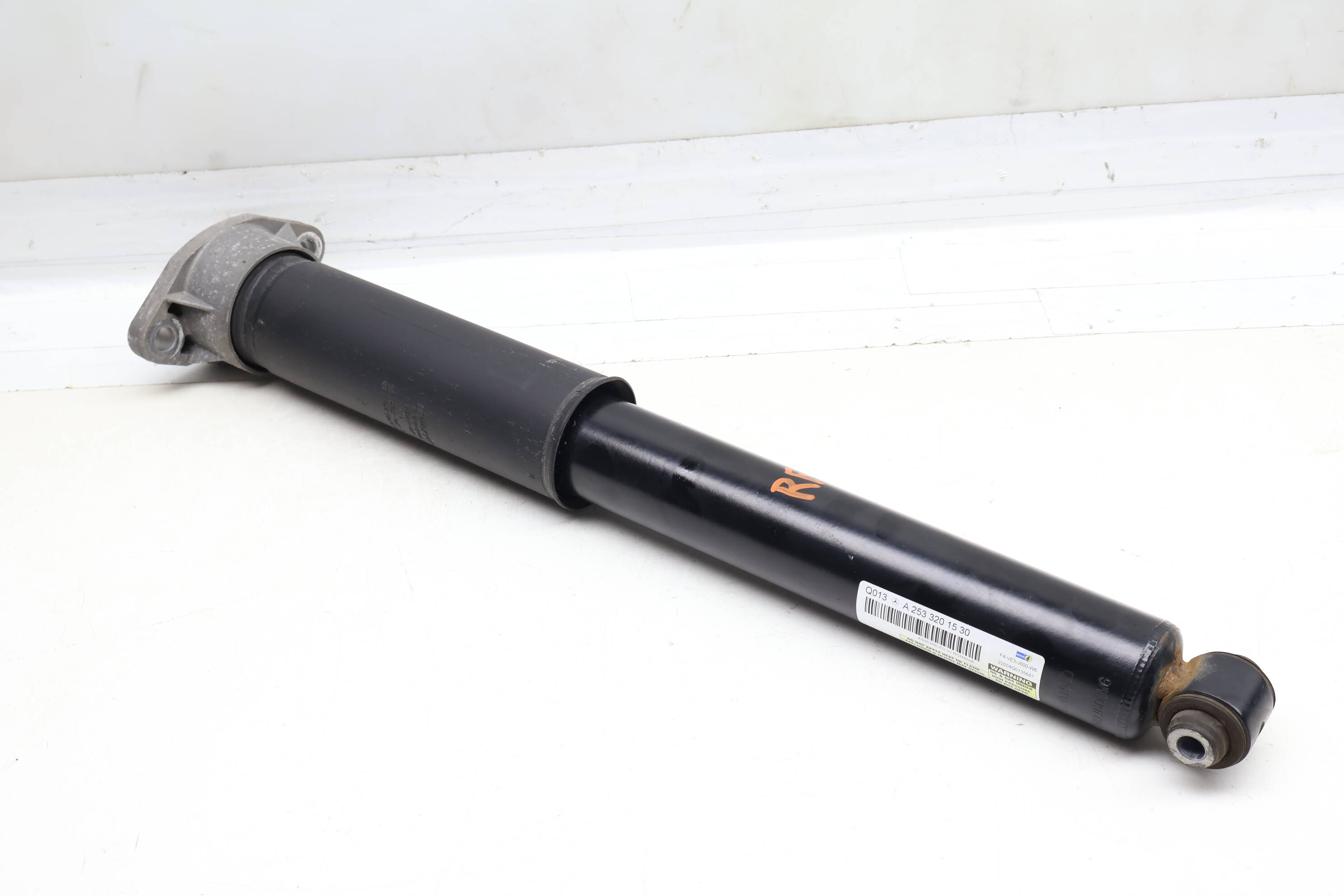 Strut / Shock Absorber 2533201530