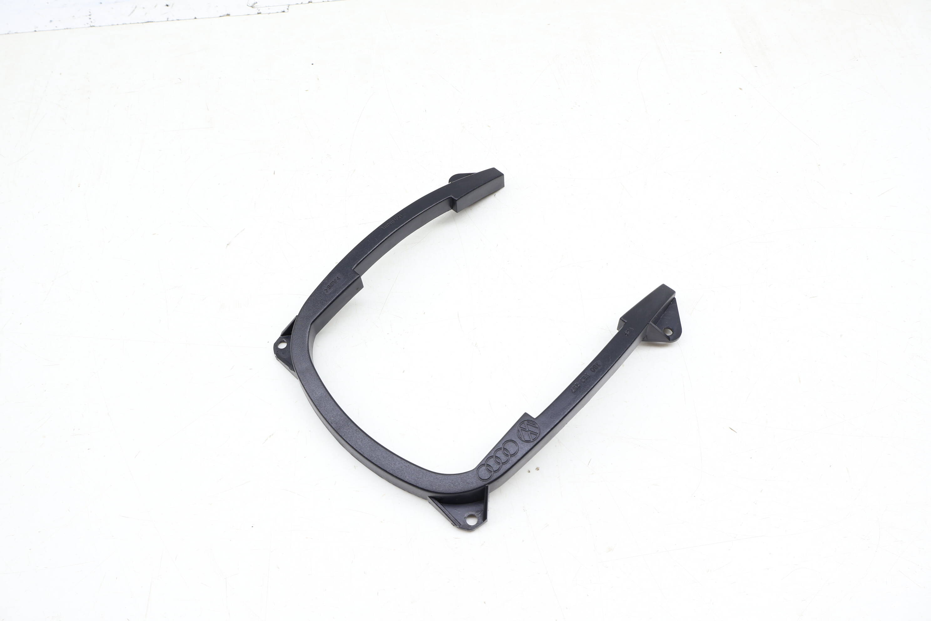 Center Console Mount Bracket 3B0863287